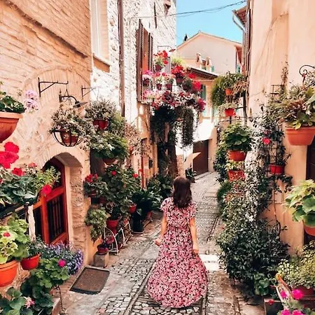 Incanto A Spello: Raffinato Per Due Lägenhet